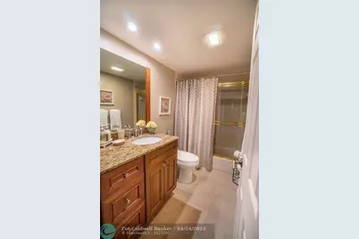 170 SE 5th Ave, Unit #304, Dania Beach, FL 33004 - Photo 10