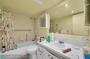 9020 Sunrise Lakes Blvd, Sunrise, FL 33322 - Photo 6