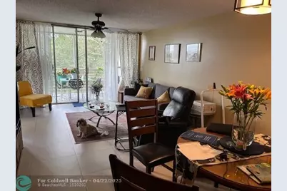 9330  Lagoon Pl, Unit #406, Davie, FL 33324 - Photo 8