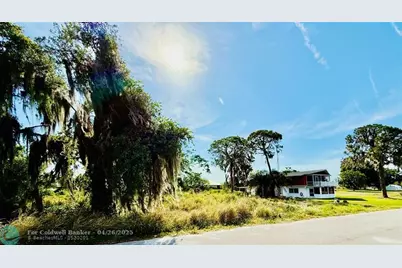 144  Placid Dr, Lake Placid, FL 33852 - Photo 16