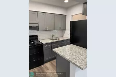 5631 NW 15th St, Lauderhill, FL 33313 - Photo 6