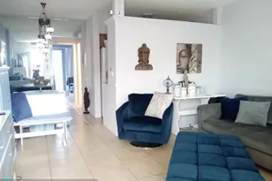 725 SW 11th Ave, Hallandale Beach, FL 33009 - Photo 4