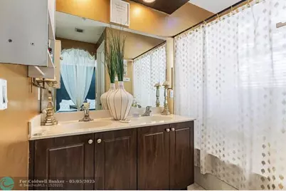 2851 W Prospect Rd, Unit #506, Tamarac, FL 33309 - Photo 24