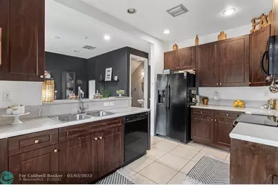 2851 W Prospect Rd, Unit #506, Tamarac, FL 33309 - Photo 12