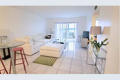 4330  Hillcrest Dr, Unit #705, Hollywood, FL 33021 - Photo 1