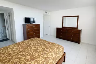 4330 Hillcrest Dr, Hollywood, FL 33021 - Photo 16