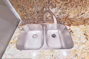 139 Sparrow Dr, Royal Palm Beach, FL 33411 - Photo 28