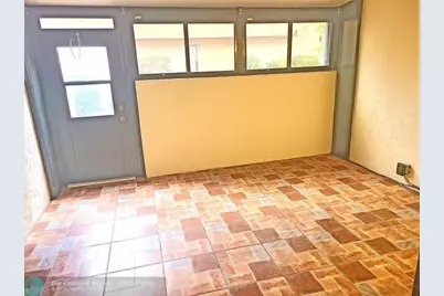 139  Sparrow Dr, Unit #4B, Royal Palm Beach, FL 33411 - Photo 8