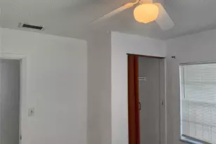 1735 NW 69th St, Miami, FL 33147 - Photo 20