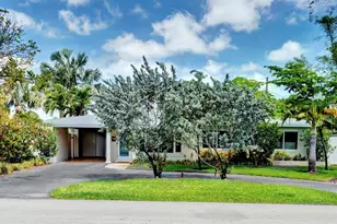 81 NW 37th St, Oakland Park, FL 33309 - Photo 2