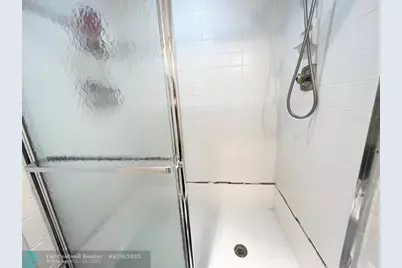 3002  Portofino Isle, Unit #E3, Coconut Creek, FL 33066 - Photo 12