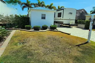 542 SW 40th Cove Lot 53, Okeechobee, FL 34974 - Photo 2