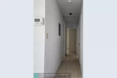 1041 NW 23rd Ter, Fort Lauderdale, FL 33311 - Photo 14