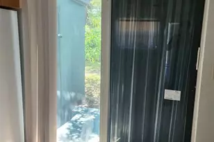 1041 NW 23rd Terrace, Fort Lauderdale, FL 33311 - Photo 22