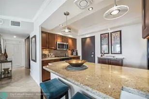 3200 NE 36th St, Fort Lauderdale, FL 33308 - Photo 8