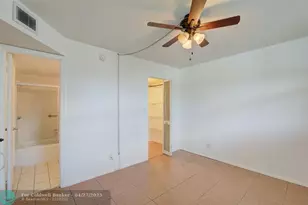 113 Royal Park Unit, Oakland Park, FL 33309 - Photo 14