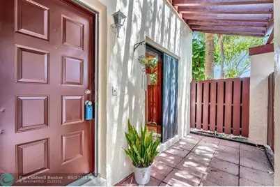 3725  Carambola Cir, Unit #2824, Coconut Creek, FL 33066 - Photo 6