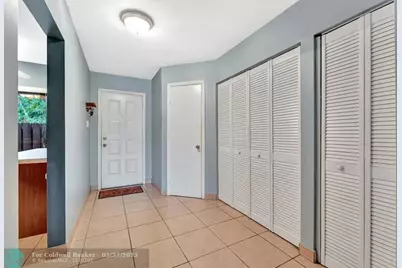 3725  Carambola Cir, Unit #2824, Coconut Creek, FL 33066 - Photo 12