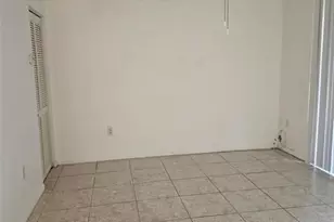 139 Riverwalk Cir, Sunrise, FL 33326 - Photo 4