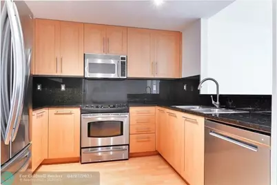 511 SE 5th Ave, Unit #1701, Fort Lauderdale, FL 33301 - Photo 2