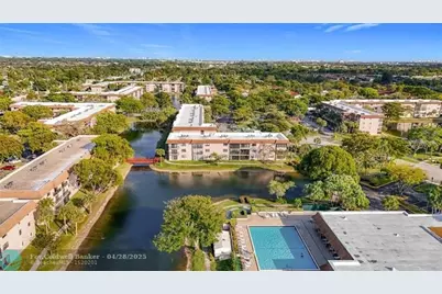 6095 N Sabal Palm Blvd, Unit #212, Tamarac, FL 33319 - Photo 14