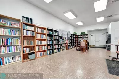 6095 N Sabal Palm Blvd, Unit #212, Tamarac, FL 33319 - Photo 24