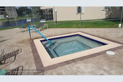 6095 N Sabal Palm Blvd, Unit #212, Tamarac, FL 33319 - Photo 22