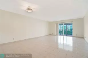 111 SE 3 Ave Unit, Dania Beach, FL 33004 - Photo 4