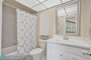 4431 NW 16th St, Lauderhill, FL 33313 - Photo 8