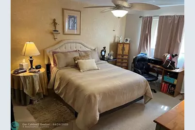 412 S Luna Ct, Unit #2, Hollywood, FL 33021 - Photo 8