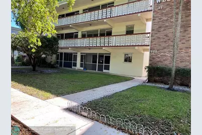 412 S Luna Ct, Unit #2, Hollywood, FL 33021 - Photo 2