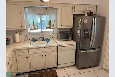 412 S Luna Ct, Unit #2, Hollywood, FL 33021 - Photo 16