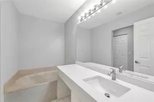 12502 NW 56th St, Coral Springs, FL 33076 - Photo 16