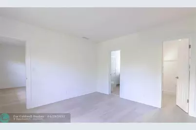 2424 SE 17th St, Unit #305B, Fort Lauderdale, FL 33316 - Photo 10