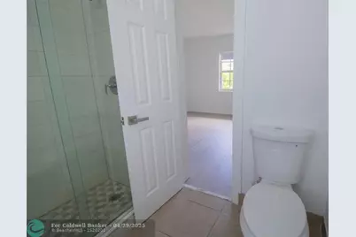 2424 SE 17th St, Unit #305B, Fort Lauderdale, FL 33316 - Photo 12