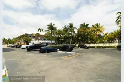 2424 SE 17th St, Unit #305B, Fort Lauderdale, FL 33316 - Photo 16