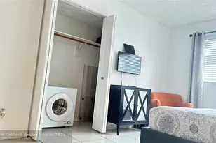 4046 NW 19th St, Lauderhill, FL 33313 - Photo 14