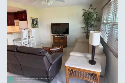 4104  Cambridge E, Unit #4104, Deerfield Beach, FL 33442 - Photo 2