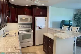 4104 Cambridge E, Deerfield Beach, FL 33442 - Photo 6