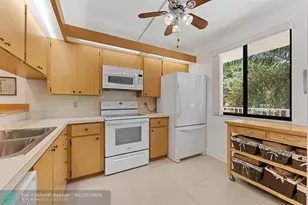 6217 Balboa Cir, Boca Raton, FL 33433 - Photo 6