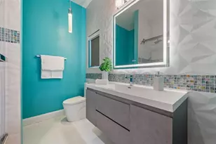 1744 NE 9th St, Fort Lauderdale, FL 33304 - Photo 20