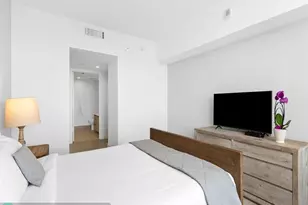 2600 E Hallandale Beach Blvd, Hallandale Beach, FL 33009 - Photo 22