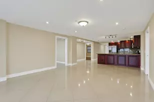 3499 Oaks Way, Pompano Beach, FL 33069 - Photo 4