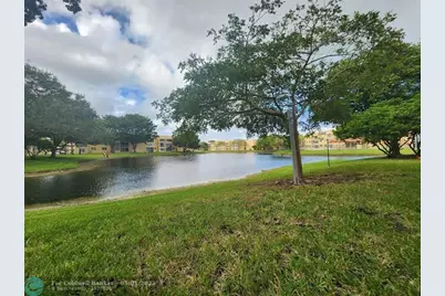 5851 NW 62nd Ave, Unit #105, Tamarac, FL 33319 - Photo 14