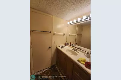 5851 NW 62nd Ave, Unit #105, Tamarac, FL 33319 - Photo 4