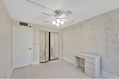 1000  Saint Charles Pl, Unit #305, Pembroke Pines, FL 33026 - Photo 20