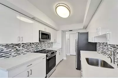 1000  Saint Charles Pl, Unit #305, Pembroke Pines, FL 33026 - Photo 6