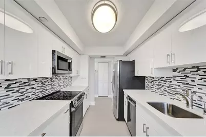 1000  Saint Charles Pl, Unit #305, Pembroke Pines, FL 33026 - Photo 8