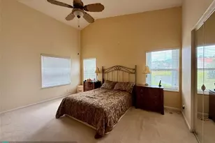 344 NW Breezy Point Loop, Port Saint Lucie, FL 34986 - Photo 14