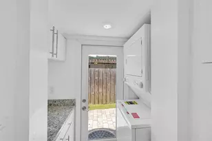 1434 NE 16th Ave, Fort Lauderdale, FL 33304 - Photo 12